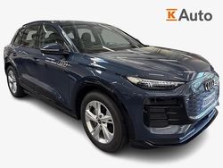 Sininen Käytetty 2025 Audi Q6 e-tron Performance Katumaasturi | 68 900 € (Perustarjous)