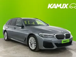 Hopea / harmaa Käytetty 2021 BMW 530e M Sport Farmari | 33 180 € (Hyvä tarjous)