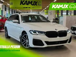 Valkoinen Käytetty 2021 BMW 530e M Sport Farmari | 36 900 € (Kallis)