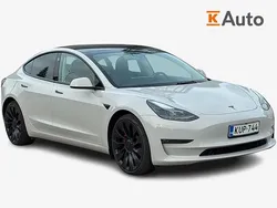 Käytetty 2021 Tesla Model 3 Performance Sedan | 30 890 € (Perustarjous)