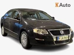 Ruskea/beige Käytetty 2008 VW Passat Trendline Sedan | 2 200 € (Kallis)