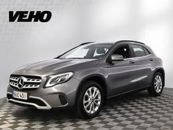 Harmaa Käytetty 2017 Mercedes GLA200 Business Katumaasturi | 23 900 € (Perustarjous)