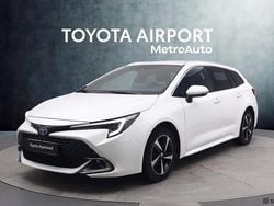 Valkoinen Käytetty 2023 Toyota Corolla Edition Farmari | 28 480 € (Perustarjous)