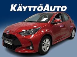 Punainen Käytetty 2022 Toyota Yaris Hybrid Active Viistoperä | 19 650 € (Perustarjous)