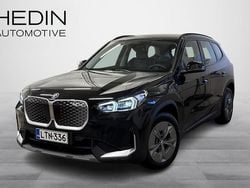 Uusi 2025 BMW iX1 Katumaasturi | 49 930 € (Perustarjous)