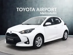 Valkoinen Käytetty 2022 Toyota Yaris Active Viistoperä | 20 190 € (Perustarjous)