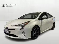 Valkoinen Käytetty 2016 Toyota Prius Active Viistoperä | 18 490 € (Perustarjous)