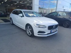 Käytetty 2019 Volvo V90 Momentum Farmari | 24 600 € (Perustarjous)
