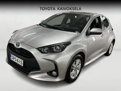 Met. hopea Käytetty 2024 Toyota Yaris Active Viistoperä | 24 390 € (Hieman kallis)