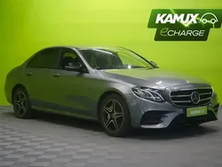 Hopea / harmaa Käytetty 2018 Mercedes E350 Business Sedan | 25 990 € (Perustarjous)