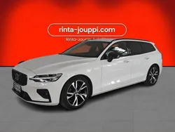Valkoinen Käytetty 2021 Volvo V60 Business Edition Farmari | 31 800 € (Hieman kallis)