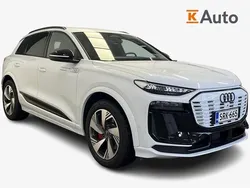 Valkoinen Uusi 2024 Audi SQ6 e-tron Design Katumaasturi | 91 900 € (Supertarjous)