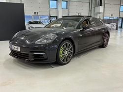 Käytetty 2018 Porsche Panamera 4 Sport Turismo Sedan | 43 400 € (Perustarjous)
