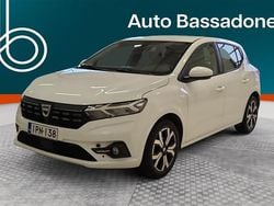 Käytetty 2022 Dacia Sandero Comfort Viistoperä | 12 580 € (Perustarjous)