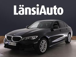 Musta Käytetty 2020 BMW 320 Sedan | 23 990 € (Perustarjous)
