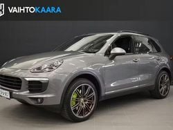 Käytetty 2015 Porsche Cayenne S E-Hybrid Katumaasturi | 22 900 €