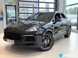 Käytetty 2018 Porsche Cayenne Katumaasturi | 50 890 € (Kallis)