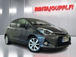 Käytetty 2014 Toyota Yaris Hybrid Style Viistoperä | 11 200 € (Perustarjous)