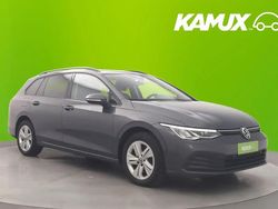 Dolphin gray metallic Käytetty 2021 VW Golf VIII Life Farmari | 18 990 € (Supertarjous)
