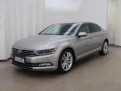Harmaa Käytetty 2015 VW Passat Highline Sedan | 16 890 € (Hieman kallis)