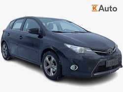 Käytetty 2013 Toyota Auris Active Viistoperä | 12 900 € (Perustarjous)