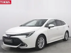 Valkoinen Käytetty 2023 Toyota Corolla Edition Farmari | 27 850 € (Perustarjous)