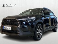 209 Käytetty 2024 Toyota Corolla Cross Edition Katumaasturi | 38 990 € (Perustarjous)