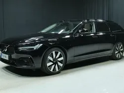 Käytetty 2025 Volvo V90 Performance Farmari | 62 800 €