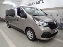 Ruskea (beige) Käytetty 2016 Renault Trafic Van | 29 980 €