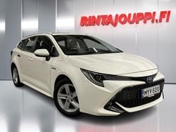 Valkoinen Käytetty 2021 Toyota Corolla Active Farmari | 20 870 € (Hyvä tarjous)