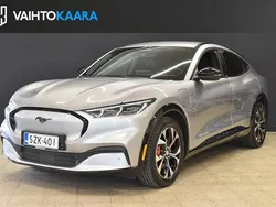 Käytetty 2022 Ford Mustang Mach-E Standard Range Katumaasturi | 31 300 €