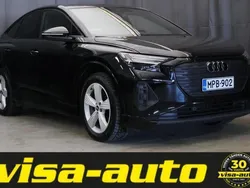 Musta Käytetty 2023 Audi Q4 Sportback e-tron Advanced Katumaasturi | 42 990 € (Perustarjous)