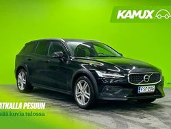 Musta Käytetty 2020 Volvo V60 CC Farmari | 37 990 € (Hieman kallis)