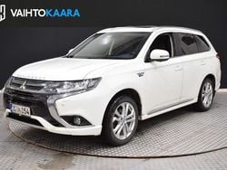 Käytetty 2017 Mitsubishi Outlander P-HEV Instyle Katumaasturi | 13 900 € (Perustarjous)