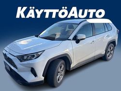 Valkoinen Käytetty 2022 Toyota RAV4 Hybrid Active Katumaasturi | 37 790 € (Perustarjous)
