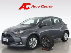 Harmaa Käytetty 2025 Toyota Yaris Viistoperä | 24 990 € (Hieman kallis)