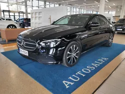 Musta Käytetty 2020 Mercedes E300 Business Sedan | 26 900 € (Supertarjous)