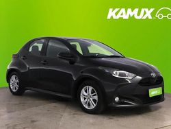 Musta Käytetty 2021 Toyota Yaris Active Sedan | 14 490 € (Perustarjous)