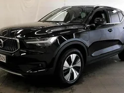 Musta Käytetty 2021 Volvo XC40 Business Edition Katumaasturi | 28 900 € (Hyvä tarjous)