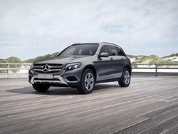 Harmaa Käytetty 2017 Mercedes GLC350 Business Katumaasturi | 23 900 € (Hieman kallis)