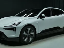 Uusi 2025 Polestar 4 Plus Katumaasturi | 72 800 € (Hyvä tarjous)