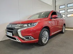 Punainen Käytetty 2019 Mitsubishi Outlander Invite Katumaasturi | 19 900 €