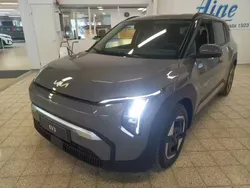 Harmaa Uusi 2025 Kia EV3 2 Katumaasturi | 46 400 € (Perustarjous)