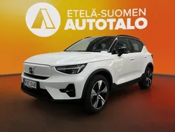 Valkoinen Käytetty 2022 Volvo XC40 Plus Katumaasturi | 35 690 € (Perustarjous)