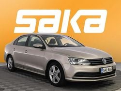 Käytetty 2015 VW Jetta Comfortline Sedan | 10 480 € (Perustarjous)
