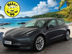 Käytetty 2023 Tesla Model 3 Sedan | 35 800 € (Hieman kallis)