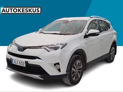Valkoinen Käytetty 2018 Toyota RAV4 Hybrid Edition Katumaasturi | 27 900 € (Hyvä tarjous)