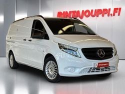 Valkoinen Käytetty 2022 Mercedes Vito Tila-auto | 40 600 € (Hyvä tarjous)