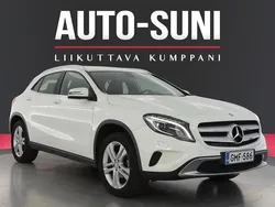 Valkoinen Käytetty 2016 Mercedes GLA200 Urban Katumaasturi | 19 890 € (Perustarjous)