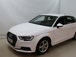 Valkoinen Käytetty 2019 Audi A3 Sportback Business Viistoperä | 16 500 € (Hyvä tarjous)